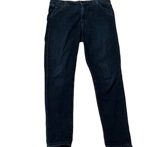 HP🎈🎈🎈Joe’s Jeans. Mid rise honey. W29. Great condition. Dark indigo.